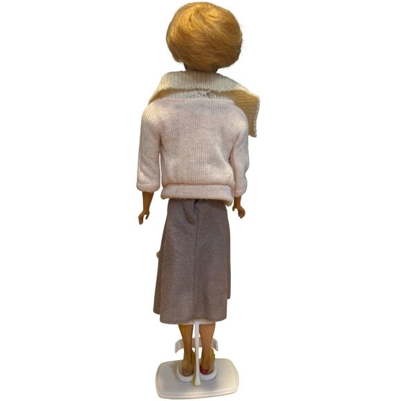 Vintage 1961 Bubble Cut Barbie Strawberry Blonde Japan Stamped Pink Sweater Set - Picture 5 of 8